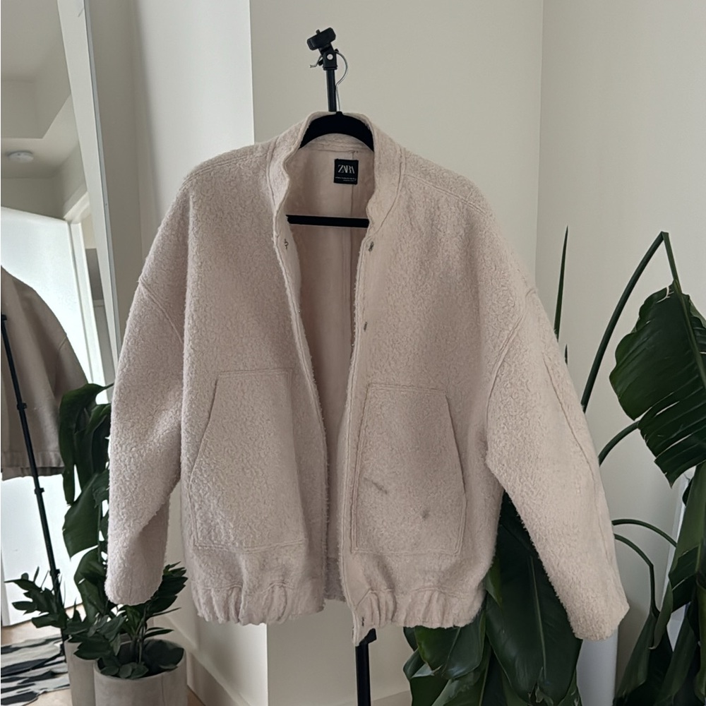 Zara Cream Bomber